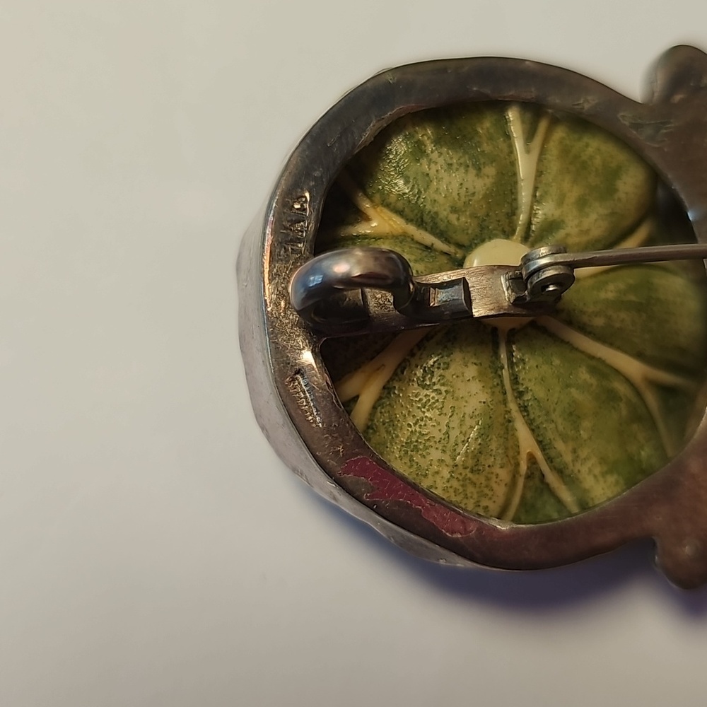 Amy Kahn Russell Frog Pendant/pin - Picture 3 of 5